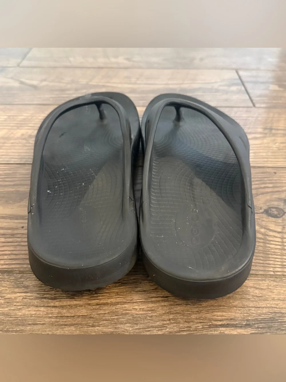 OOFOS Adults' OOriginal Recovery Sandals Men's 14 Women's 16 EU 47 Flip Flops